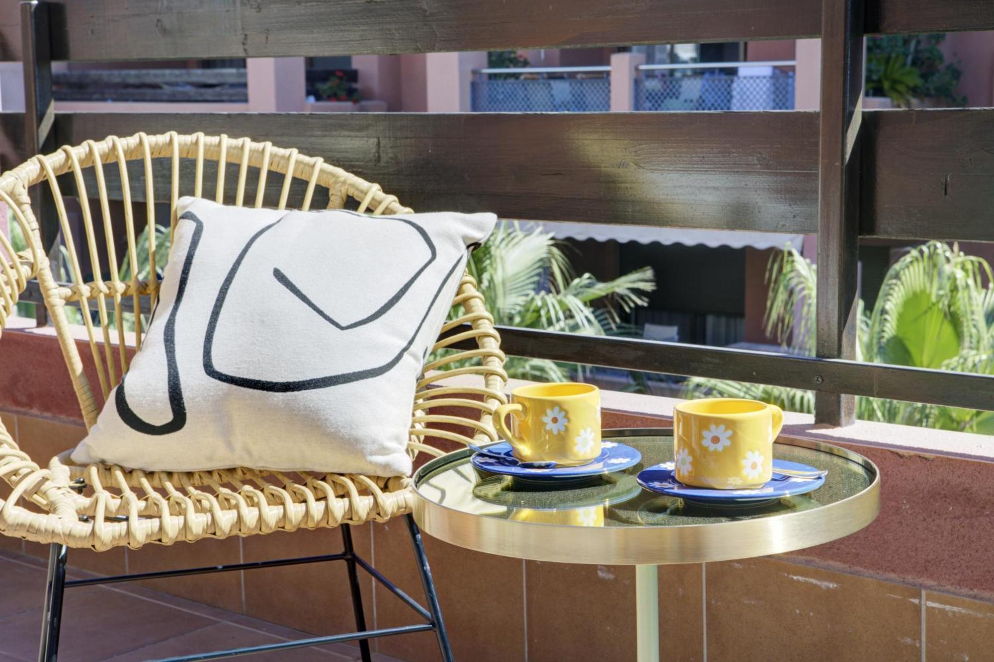Comeback Me & Mrs Jones Motril Exterior foto